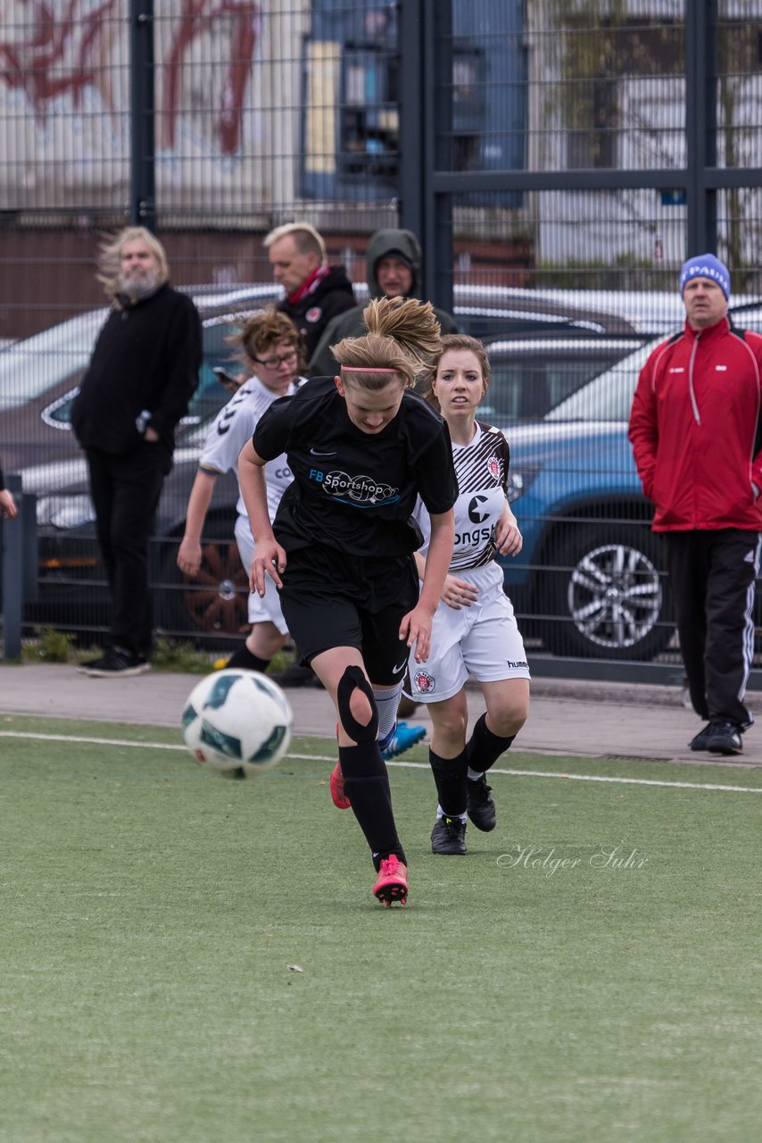 Bild 127 - B-Juniorinnen St.Pauli - C-Juniorinnen SV Steinhorst : Ergebnis: 1:2